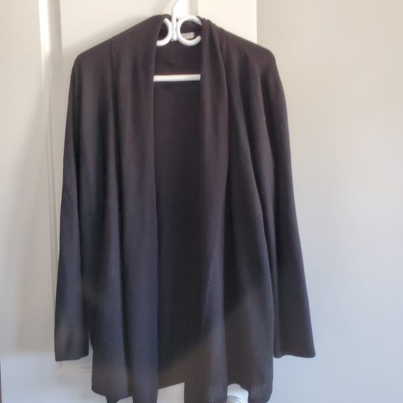 Cardigan - Picture 2 of 8